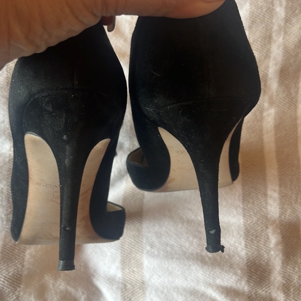 Ann Taylor 9 black suede heels - Picture 4 of 5